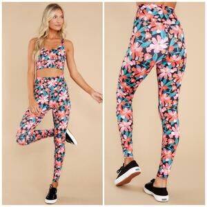 Beach Riot Floral Leggings Size Medium